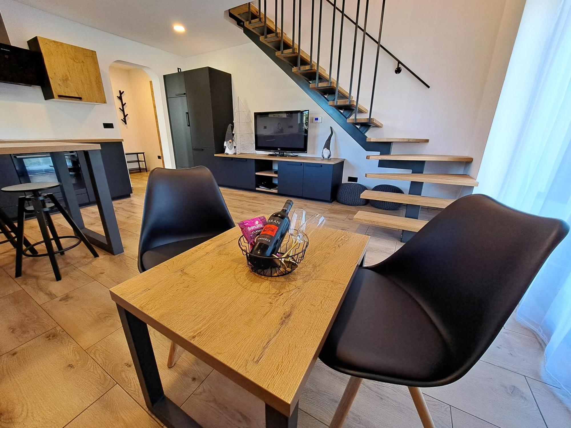 Riverside Apartma 2, 크라니스카고라 외부 사진